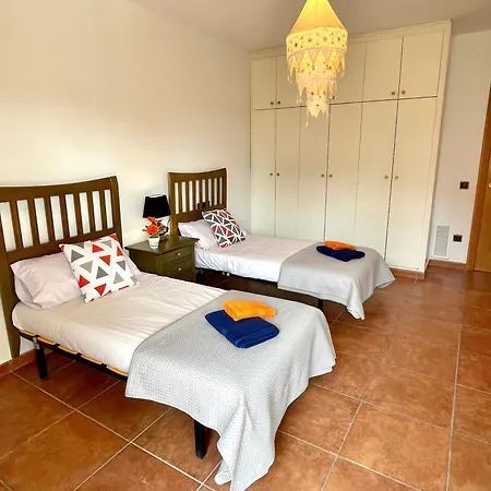 Casa En *